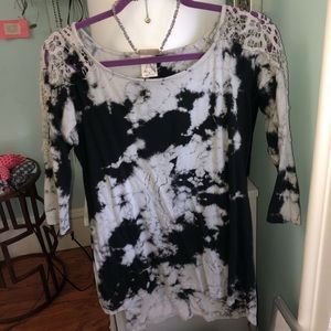 multi colored top with lace